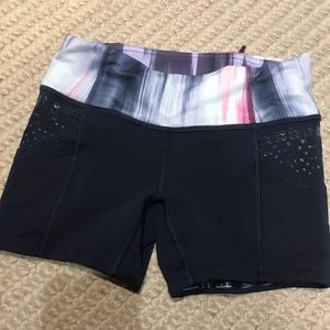 💜LULULEMON luxtreme shorts